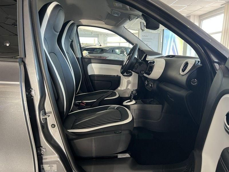 Gebraucht Renault Twingo Techno 60 kW (82 PS) 2022 Grau Kleinwagen