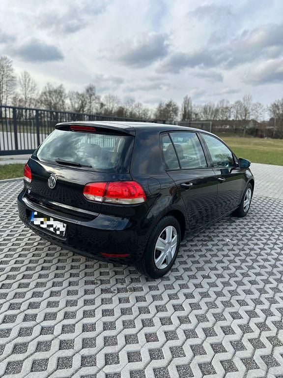 Gebraucht VW Golf VI 86 PS (63 kW) 2011 Schwarz Kleinwagen