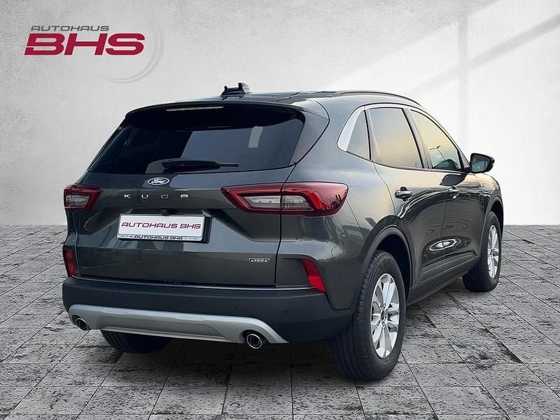 Neu Ford Kuga Titanium 152 PS (111 kW) 2025 Magneticgrau (grau) SUV
