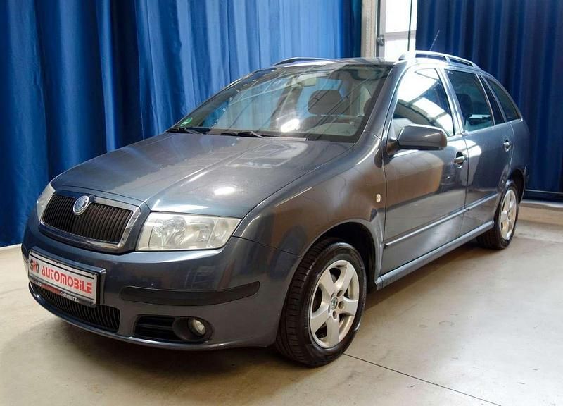 Grau Gebraucht 2007 Skoda Fabia Ambiente Kombi | 1.999 € (Guter Preis) - Bild 1/3