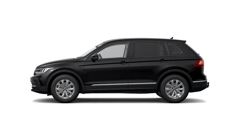 Gebraucht VW Tiguan 150 PS (110 kW) 2023 Deep black perleffekt SUV