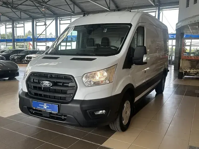 Gebraucht Ford Transit Trend 131 PS (96 kW) 2025 Weiß Van / Kleinbus