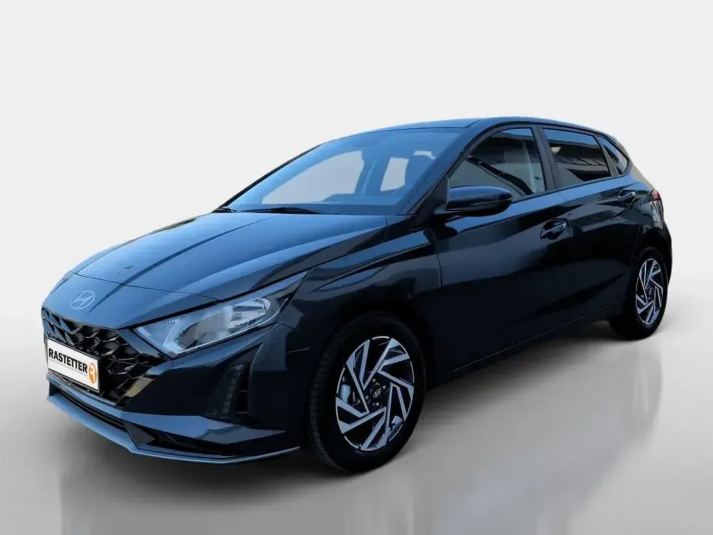 Neu Hyundai i20 90 PS (66 kW) 2026 Grau Kleinwagen