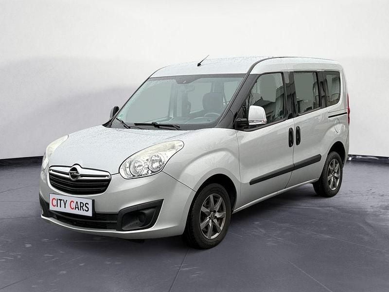 Silber Gebraucht 2017 Opel Combo Van / Kleinbus | 7.990 € (Guter Preis) - Bild 1/4