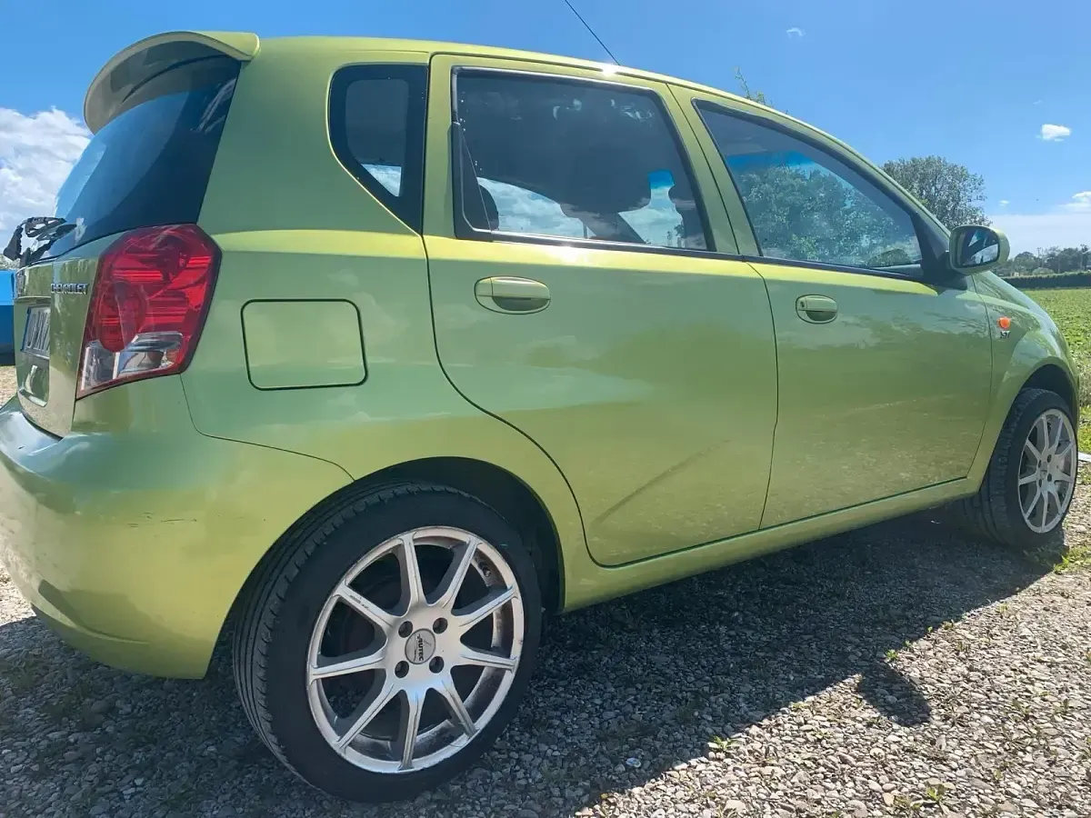 Gebraucht Chevrolet Kalos 94 PS (69 kW) 2005 Grün Kleinwagen