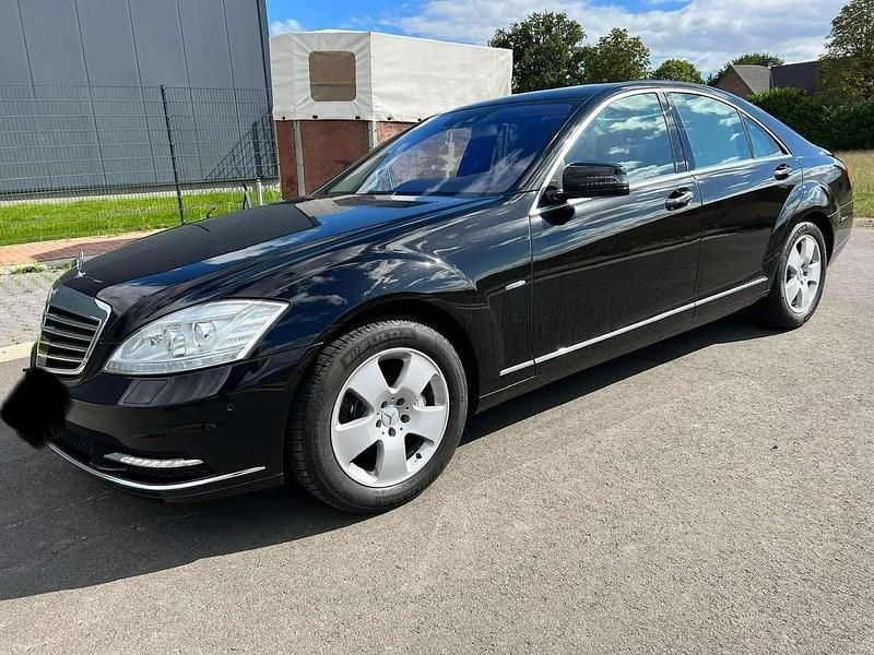 Schwarz Gebraucht 2011 Mercedes S350 Limousine | 22.000 € - Bild 1/4