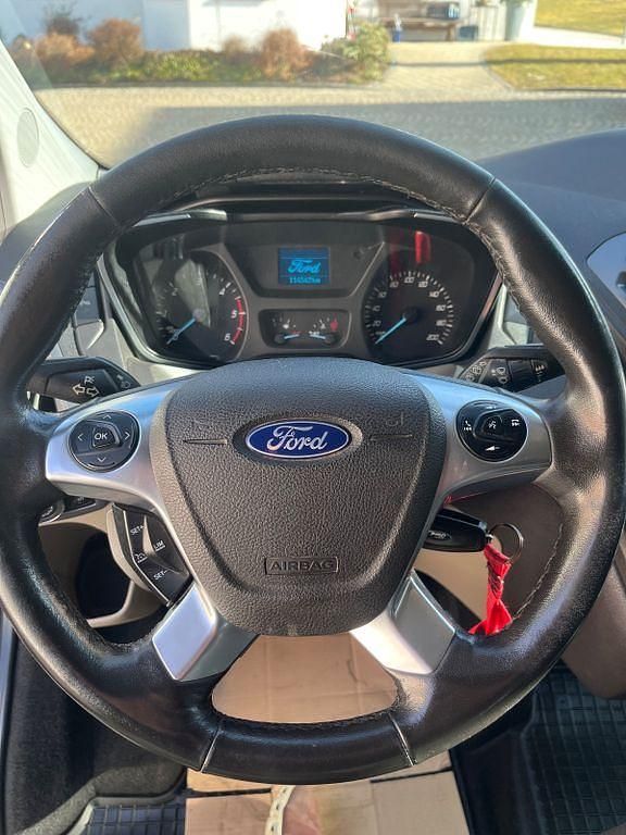 Gebraucht Ford Tourneo 170 PS (125 kW) 2017 Schwarz Limousine