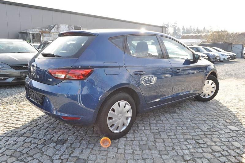 Gebraucht Seat Leon Reference 110 PS (80 kW) 2015 Blau Limousine