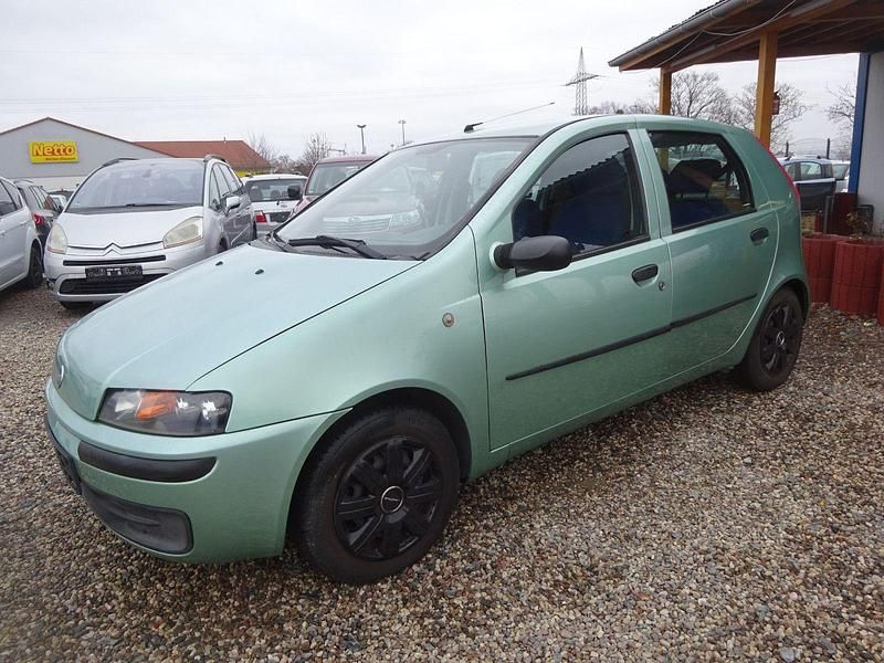 Grün Gebraucht 2002 Fiat Punto Kleinwagen | 350 € (Superpreis) - Bild 1/4