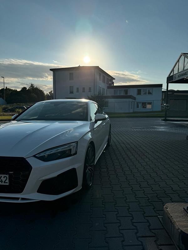 Gebraucht Audi A5 S-Line 190 PS (139 kW) 2020 Weiß Limousine