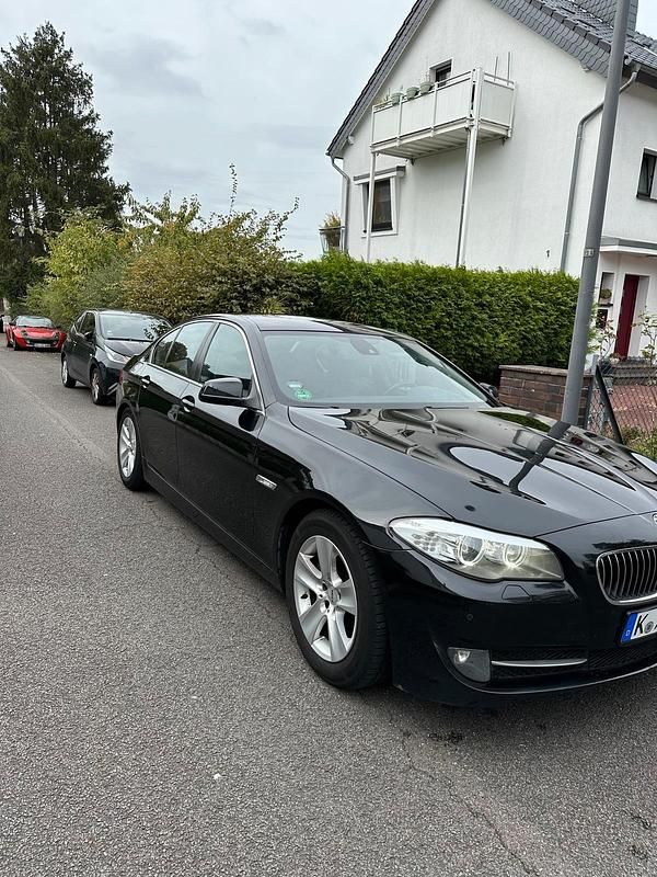 Gebraucht BMW 525 204 PS (150 kW) 2010 Schwarz Limousine