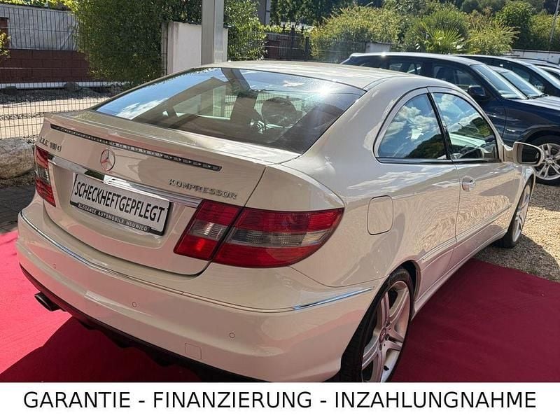 Gebraucht Mercedes CLC180 143 PS (105 kW) 2010 Weiß Kleinwagen