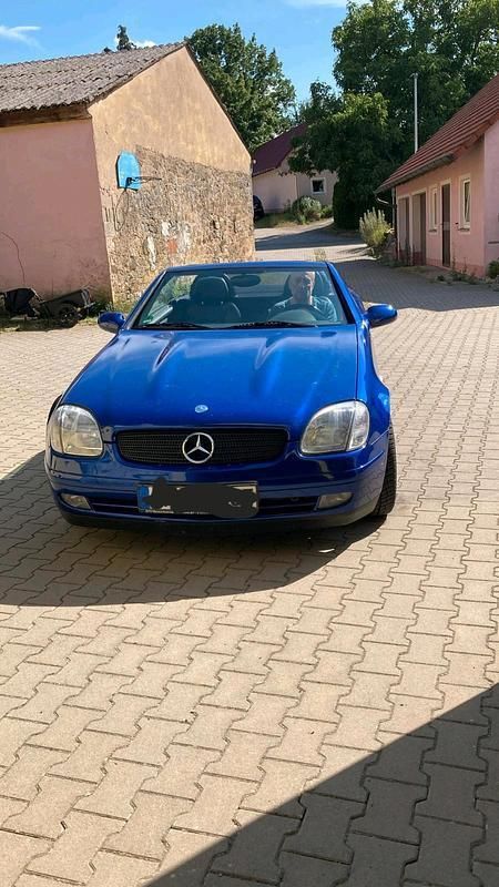 Blau Gebraucht 1999 Mercedes SLK230 Cabrio | 3.000 € (Superpreis) - Bild 1/4