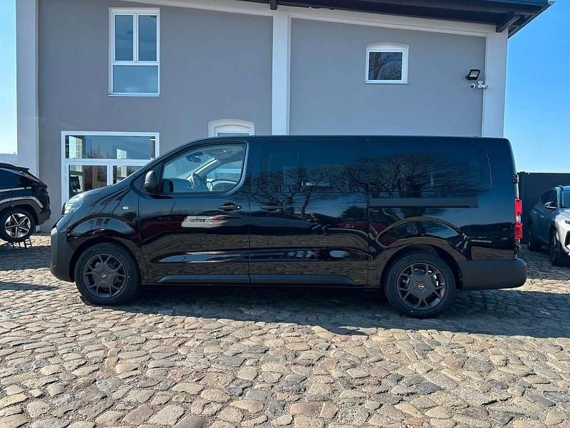 Neu Opel Vivaro 177 PS (130 kW) 2025 Karbon schwarz metallic Van / Kleinbus