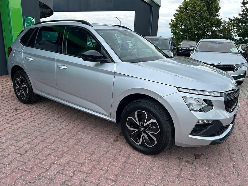 Gebraucht Skoda Kamiq Selection 95 PS (69 kW) 2025 Silber SUV