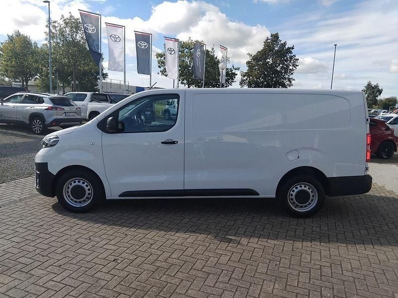 Gebraucht Toyota Proace Comfort 144 PS (105 kW) 2024 Ice white Van / Kleinbus
