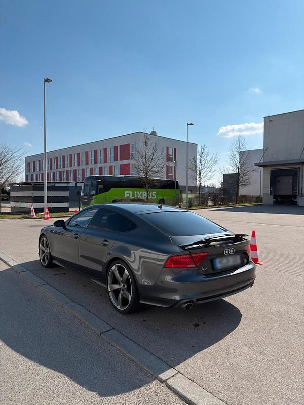 Gebraucht Audi A7 S-Line 313 PS (230 kW) 2013 Grau Kleinwagen