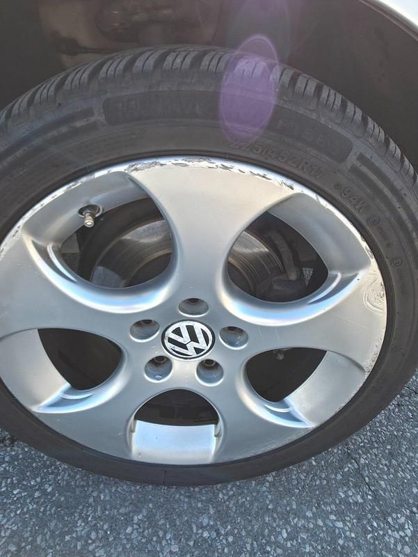 Gebraucht VW Golf 80 PS (58 kW) 2007 Silber Coupé