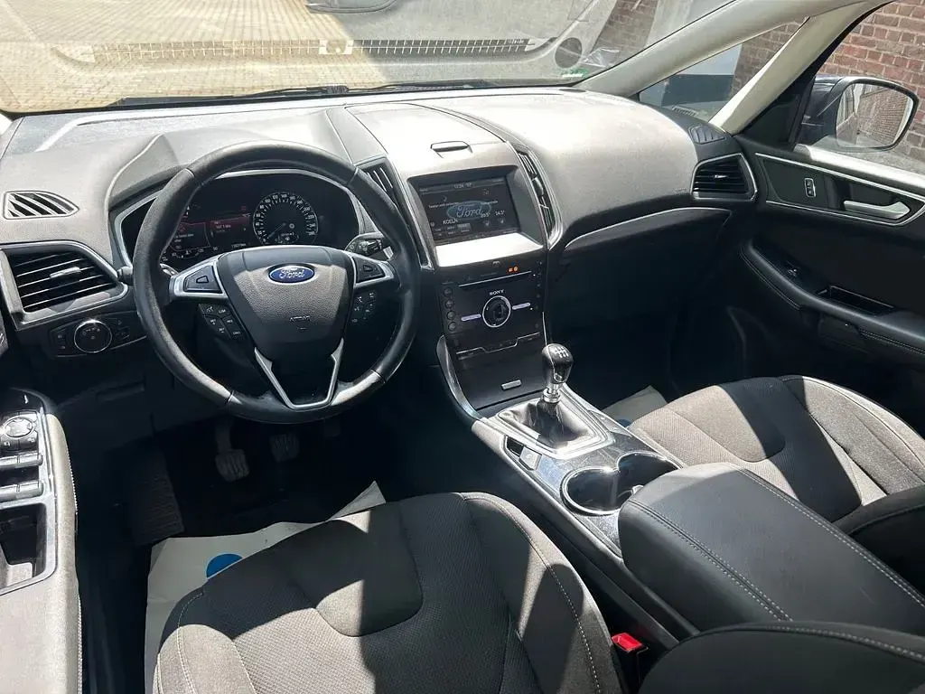 Usata Ford S-MAX Titanium 160 CV (117 kW) 2015 Nero Monovolume
