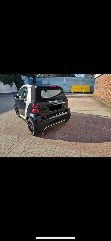 Gebraucht Smart ForTwo Cabrio 71 PS (52 kW) 2014 Schwarz Cabrio