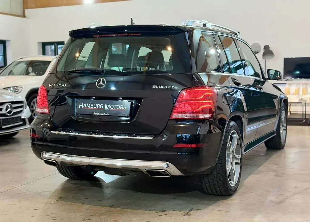 Gebraucht Mercedes GLK250 204 PS (150 kW) 2013 Schwarz SUV