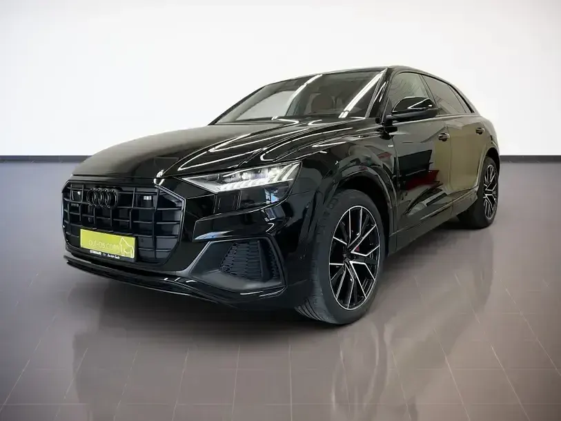 Gebraucht Audi Q8 S-Line 286 PS (210 kW) 2023 Mythosschwarz metallic SUV