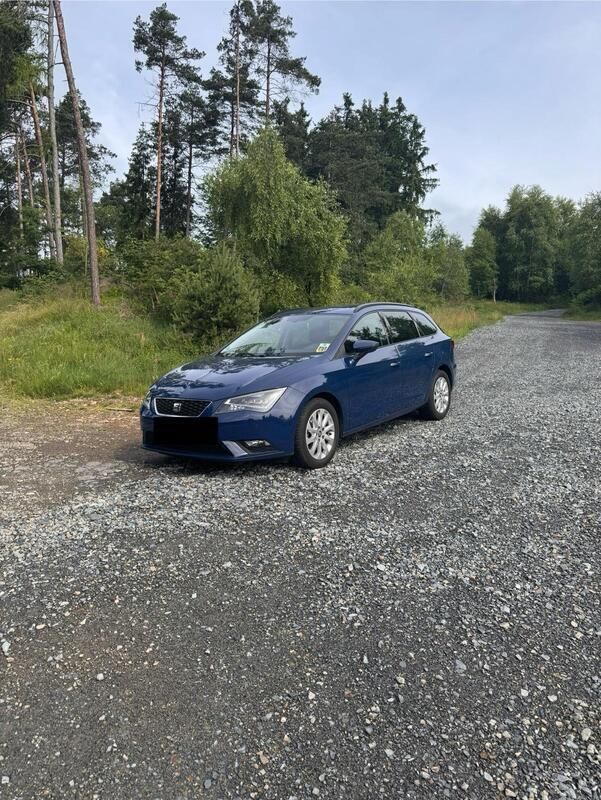 Blau Gebraucht 2016 Seat Leon ST Kombi | 11.750 € (Fairer Preis) - Bild 1/4