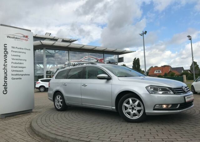 Gebraucht VW Passat 140 PS (102 kW) 2013 Silber metallic Kombi
