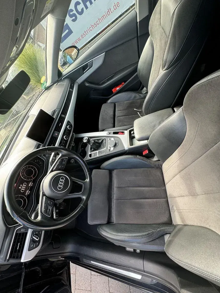 Gebraucht Audi A4 Sport 150 PS (110 kW) 2017 Blau Kombi