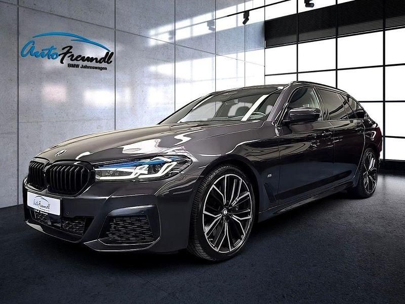 Grau Gebraucht 2023 BMW 530 M Sport Limousine | 58.999 € - Bild 1/4