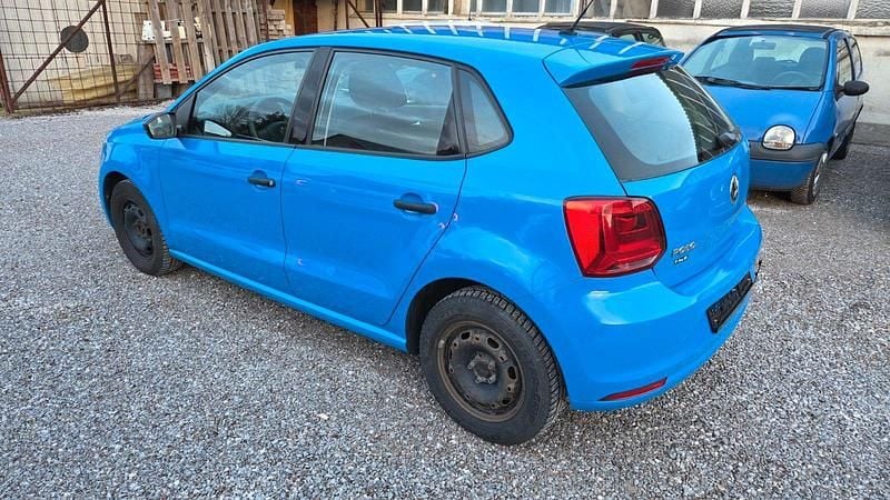 Second-hand VW Polo 60 CP (44 kW) 2015 Albastru Hatchback