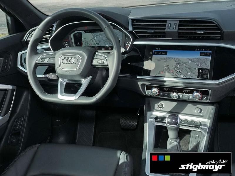 Gebraucht Audi Q3 Sportback 190 PS (139 kW) 2025 Gletscherweiß (metallic) SUV