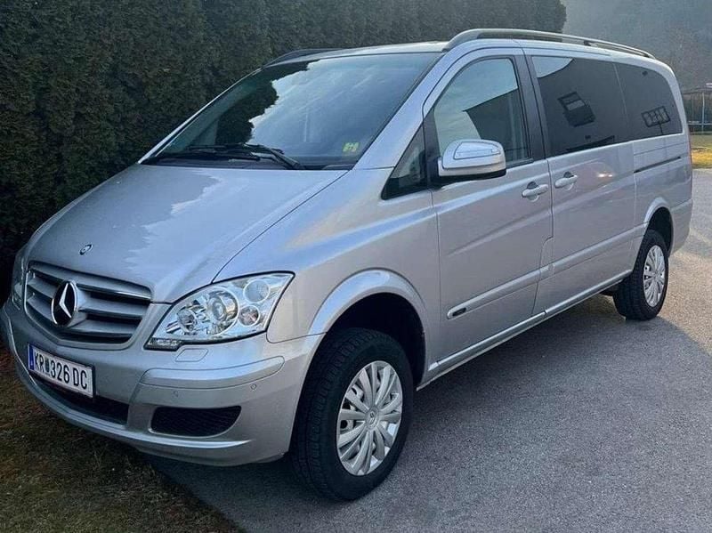 Gebraucht Mercedes Viano 163 PS (119 kW) 2013 Silber Van / Kleinbus