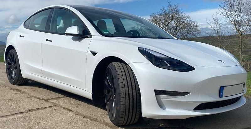 Gebraucht Tesla Model 3 Performance 392 kW (534 PS) 2023 Weiß Limousine
