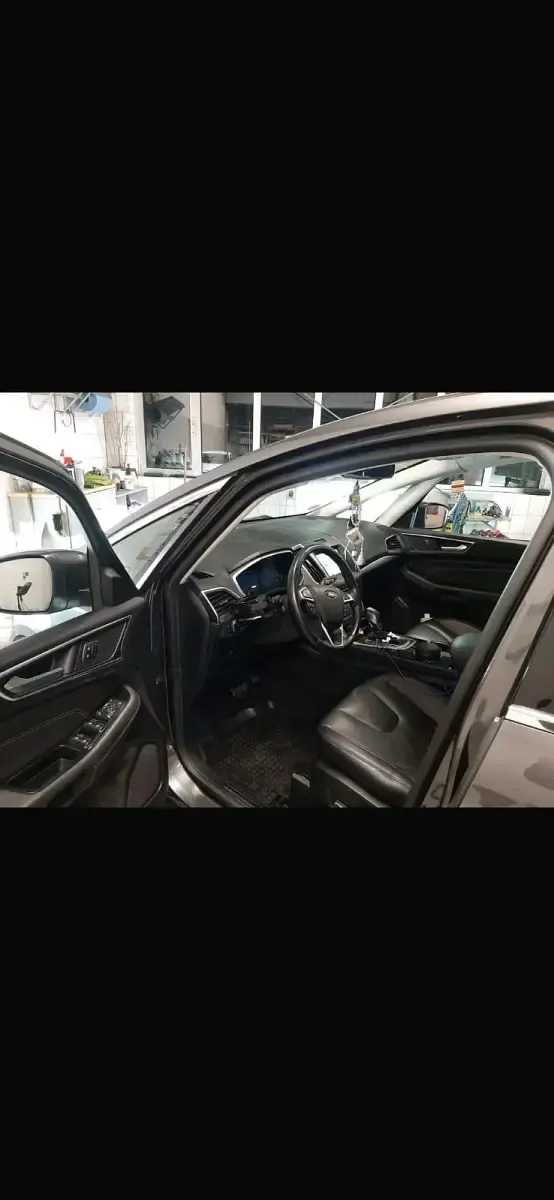Gebraucht Ford S-MAX S 180 PS (132 kW) 2016 Van / Kleinbus