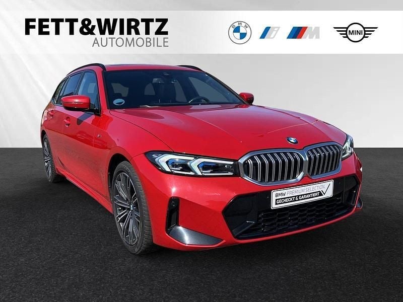 Melbourne rot Gebraucht 2022 BMW 330 M Sport Kombi | 44.900 € (Etwas zu teuer) - Bild 1/3