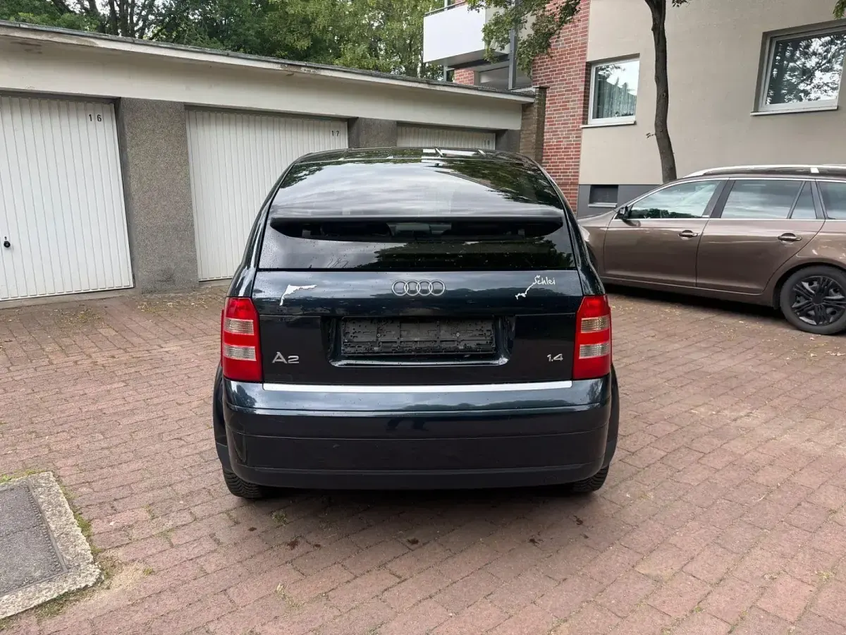 Gebraucht Audi A2 75 PS (55 kW) 2002 Schwarz Kleinwagen