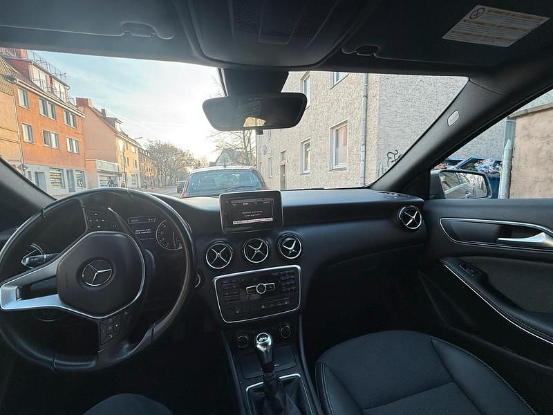 Second-hand Mercedes A180 122 CP (89 kW) 2013 Gri Hatchback