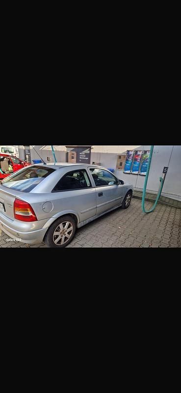Gebraucht Opel Astra 115 PS (84 kW) 2000 Silber Coupé