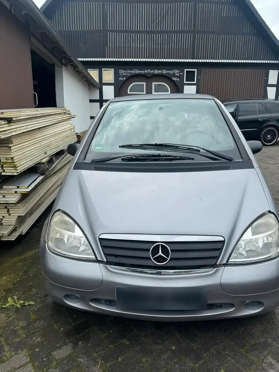 Gebraucht Mercedes A140 82 PS (60 kW) 2001 Silber Kleinwagen