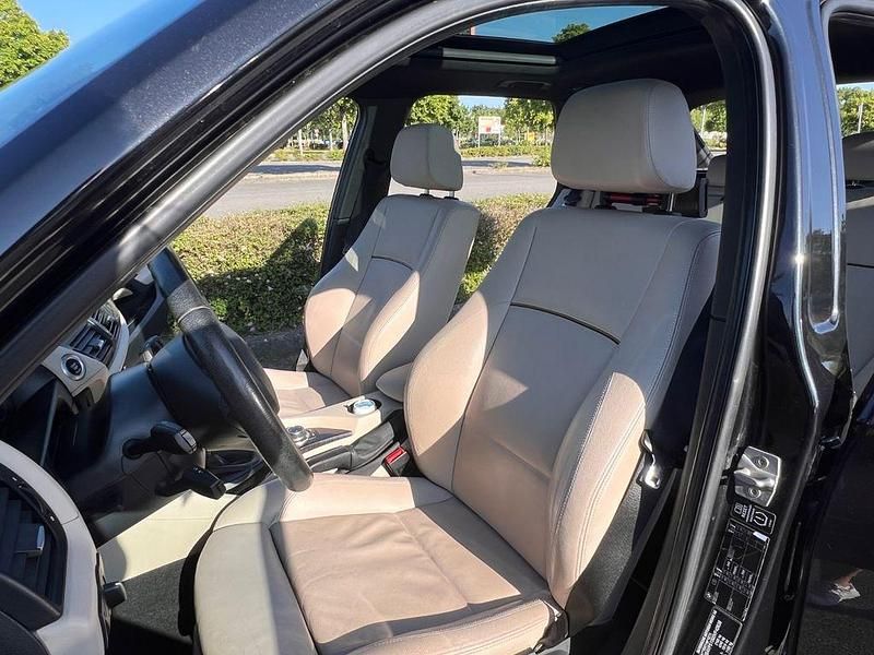 Gebraucht BMW X1 204 PS (150 kW) 2011 Schwarz SUV