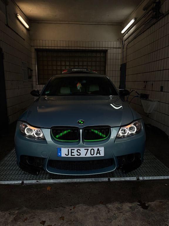 Grau Gebraucht 2006 BMW 330 M Sport Limousine | 4.000 € (Guter Preis) - Bild 1/4