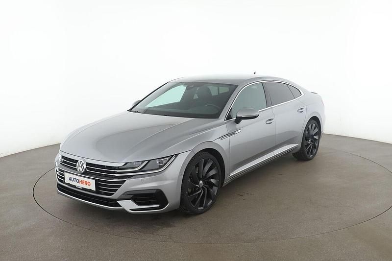 Grau Gebraucht 2019 VW Arteon R-line Limousine | 27.640 € - Bild 1/3
