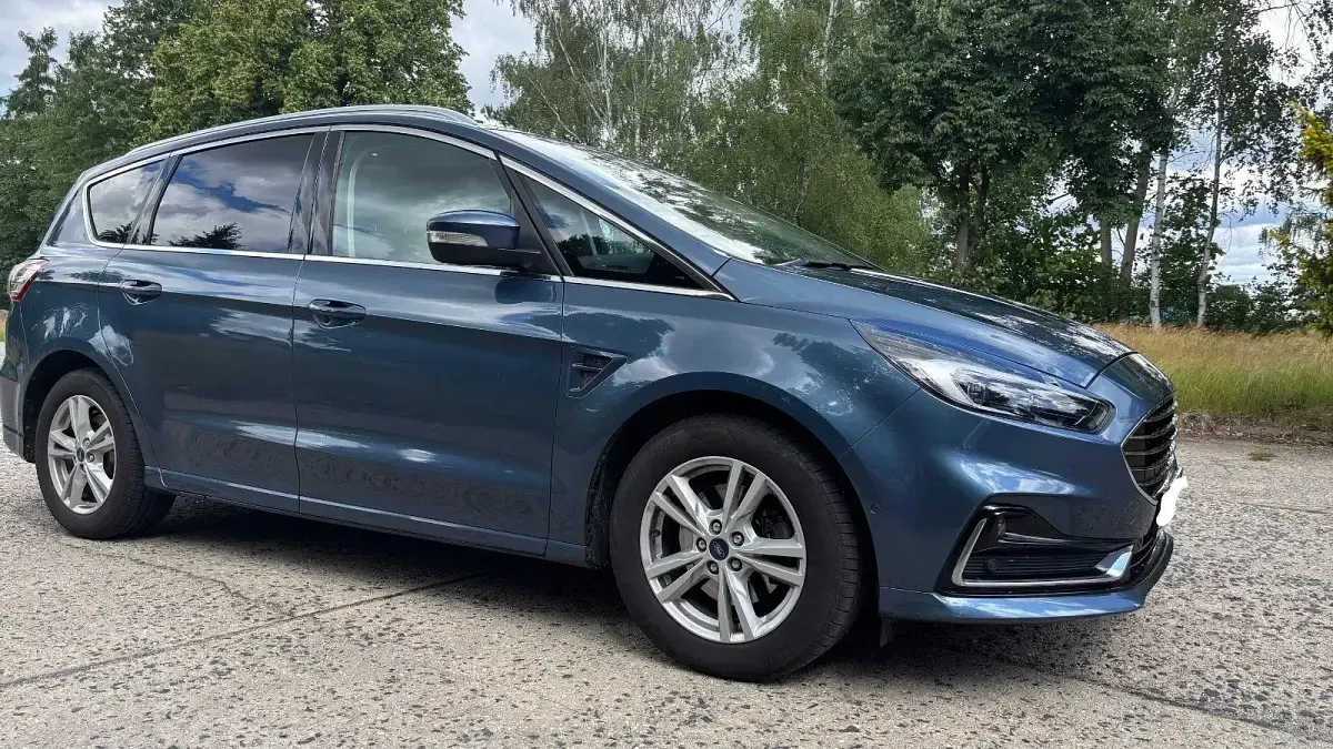 Gebraucht Ford S-MAX Titanium 150 PS (110 kW) 2020 Blau Van / Kleinbus