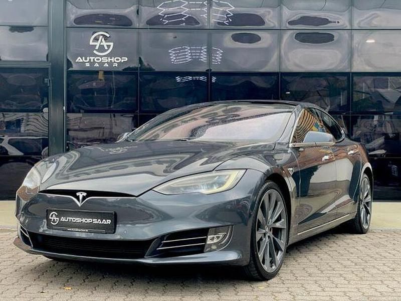 Grau Gebraucht 2018 Tesla Model S Performance Kleinwagen | 39.900 € - Bild 1/4