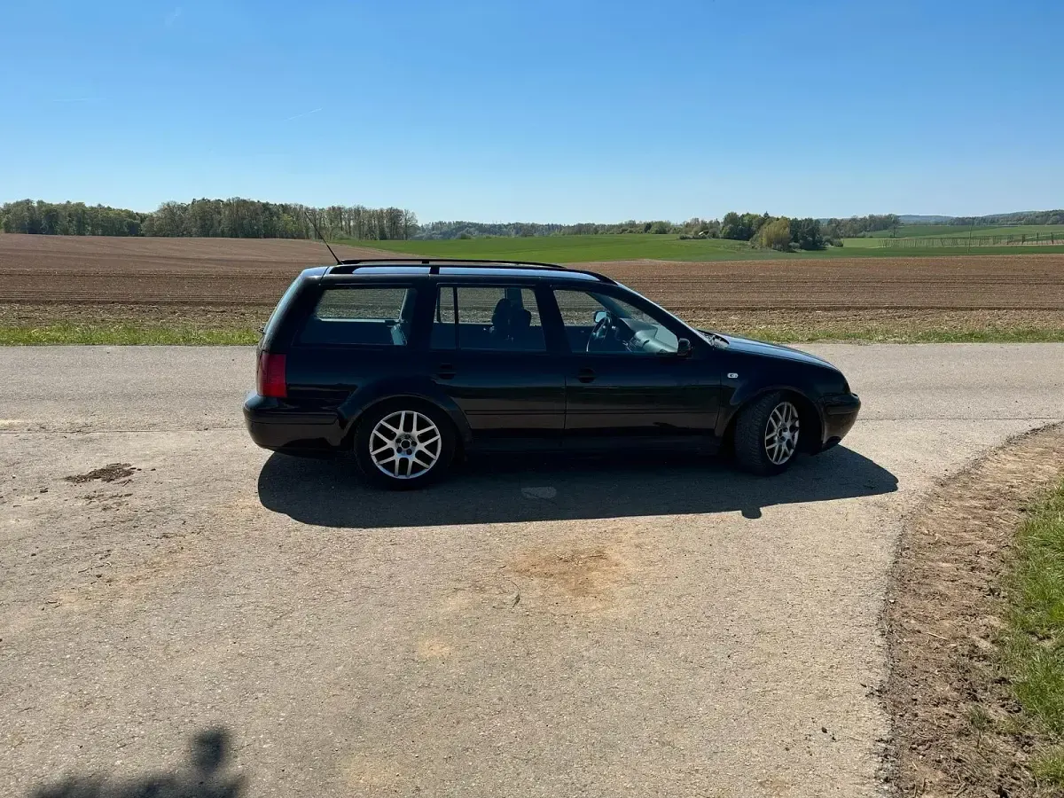 Gebraucht VW Bora Edition 131 PS (96 kW) 2002 Schwarz Kombi
