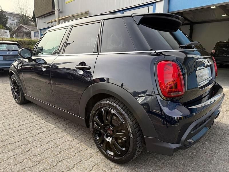 Gebraucht Mini Cooper SE Premium Plus 130 kW (178 PS) 2022 Schwarz Kleinwagen