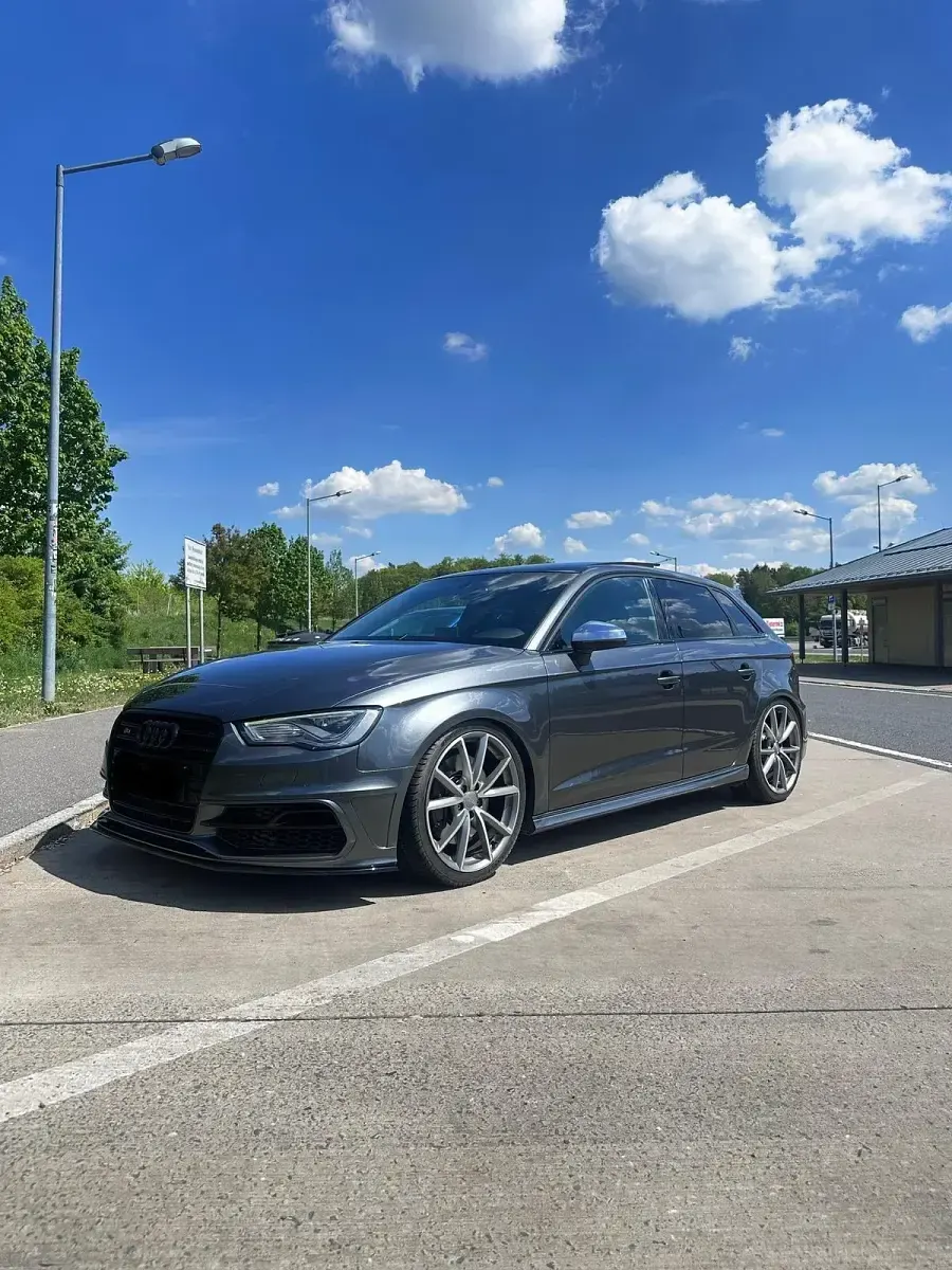 Gebraucht Audi S3 Design 300 PS (220 kW) 2015 Grau Limousine