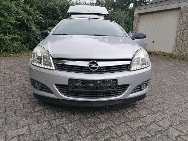 Silber Gebraucht 2006 Opel Astra Cabriolet Edition Cabrio | 3.500 € (Fairer Preis) - Bild 1/4