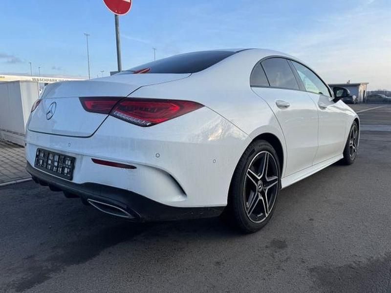 Gebraucht Mercedes CLA180 AMG 136 PS (100 kW) 2019 Weiß Limousine